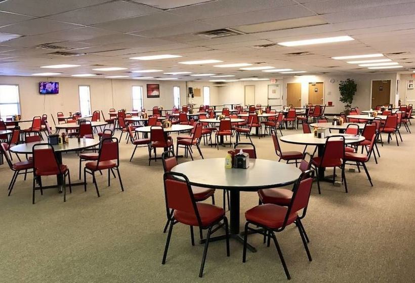 簡易ホテル The Grand Majestic Lodge