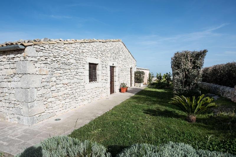 هتل La Dimora Di Spartivento Bw Signature Collection