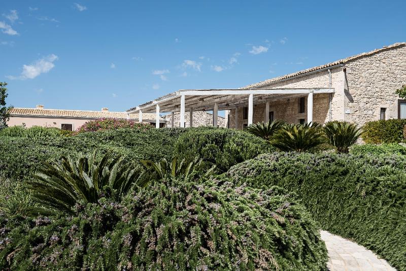 هتل La Dimora Di Spartivento Bw Signature Collection