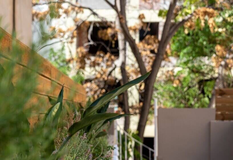 Nemeseos 82m² Homm Apartment With Roof Garden And Pool