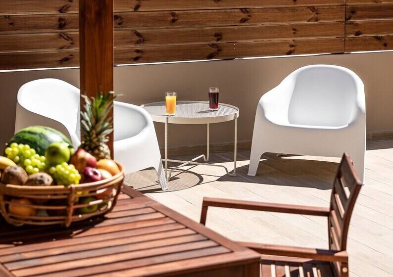 Nemeseos 82m² Homm Apartment With Roof Garden And Pool