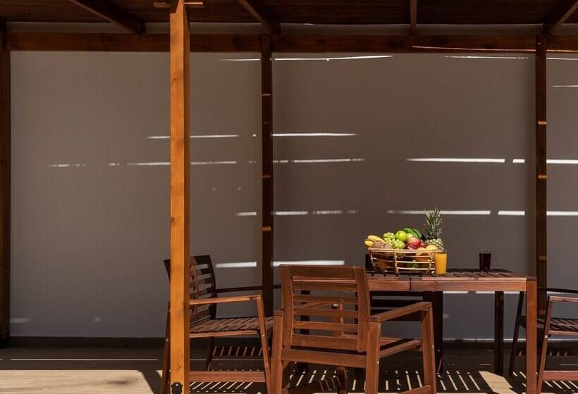 Nemeseos 82m² Homm Apartment With Roof Garden And Pool