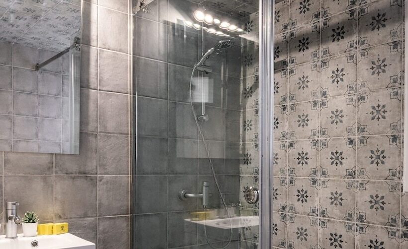 Nemeseos 82m² Homm Apartment With Roof Garden And Pool