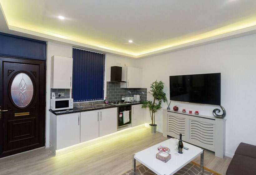 Towler House Apartments 6 Beds In 3 Bedrooms