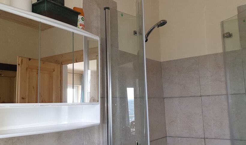 3 Zimmer Apartment Mit Weitblick