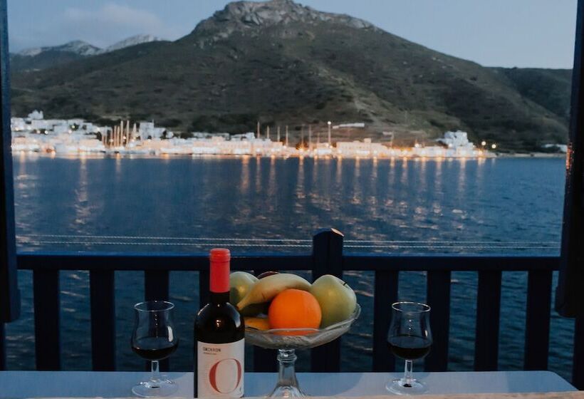 Amorgis Seaside Villa