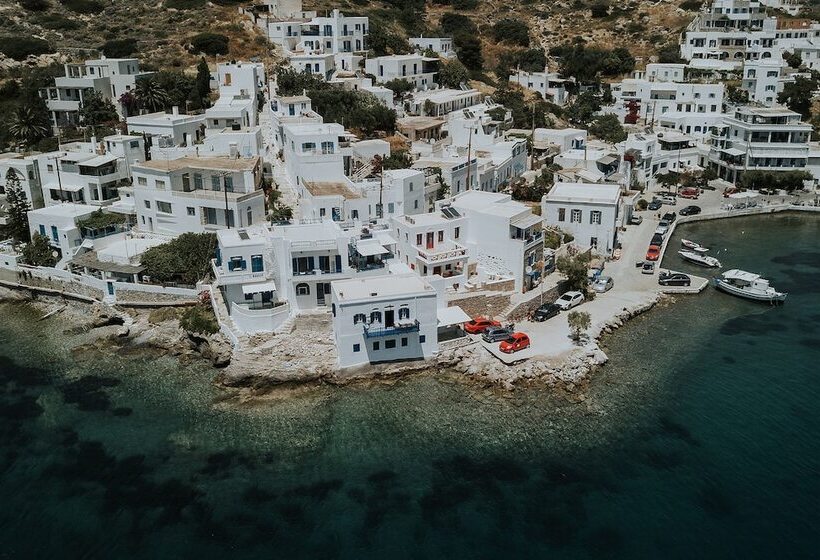 Amorgis Seaside Villa