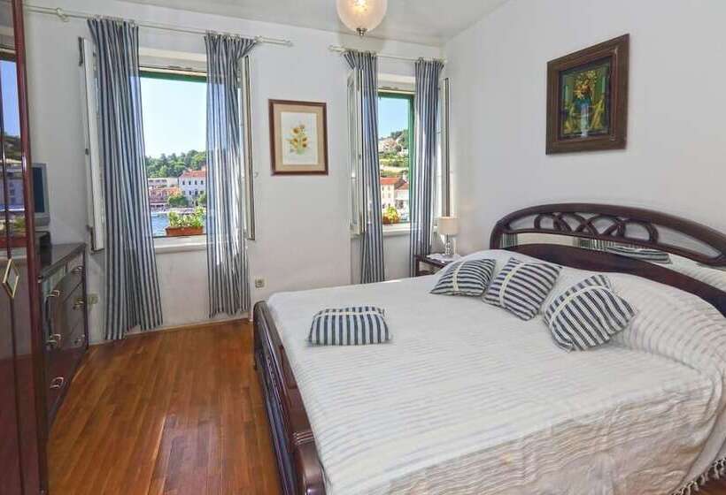 Apartment Hvar   Center Town