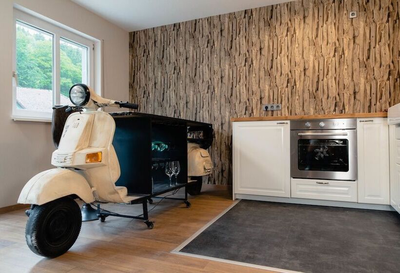 Apartment Schwarz Waldperle