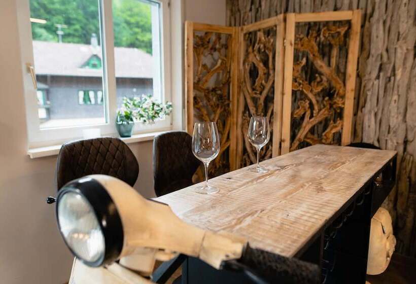 Apartment Schwarz Waldperle