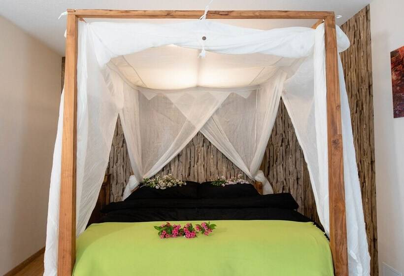 Apartment Schwarz Waldperle