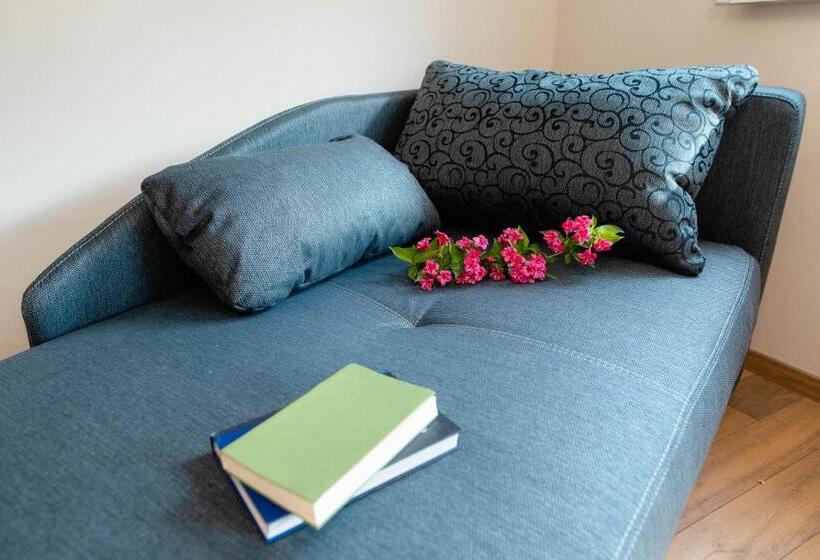 Apartment Schwarz Waldperle