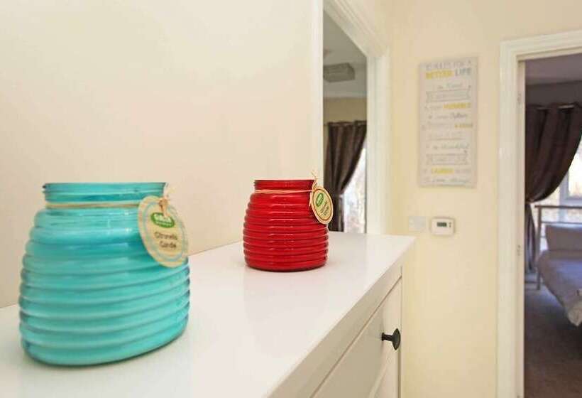 Autumn Heights Apartments