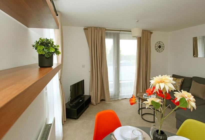 Autumn Heights Apartments