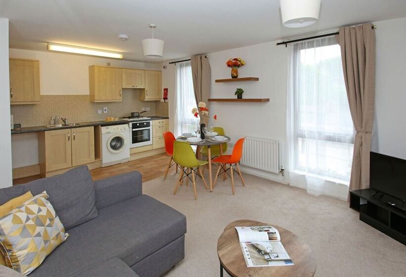 Autumn Heights Apartments