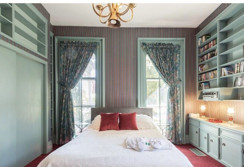 مبيت وإفطار Cuyahoga Valley Inn