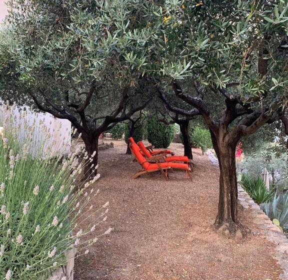 مبيت وإفطار Le Clos En Provence