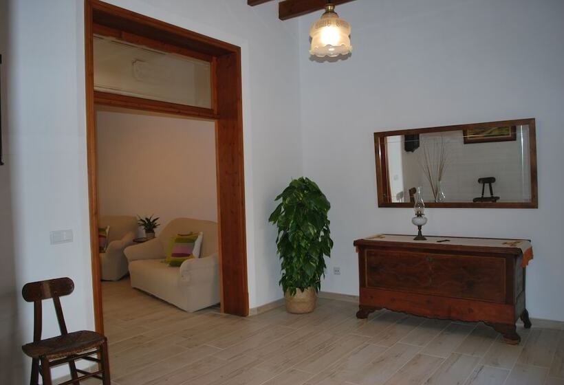 Can Moranta By Localite