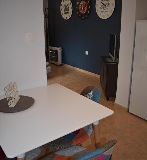 Cozy Apartment In Central Athens