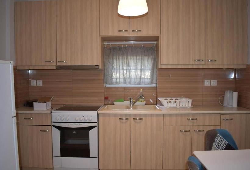 Cozy Apartment In Central Athens