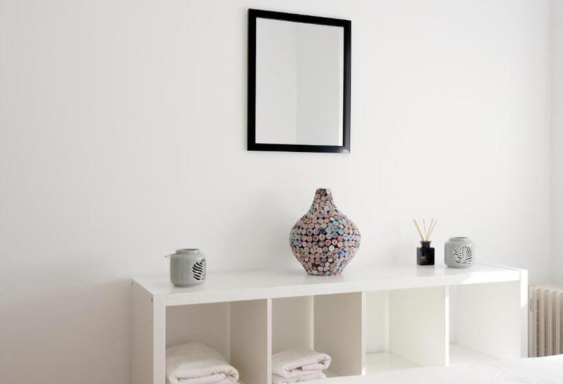 Gaia Central Apartment