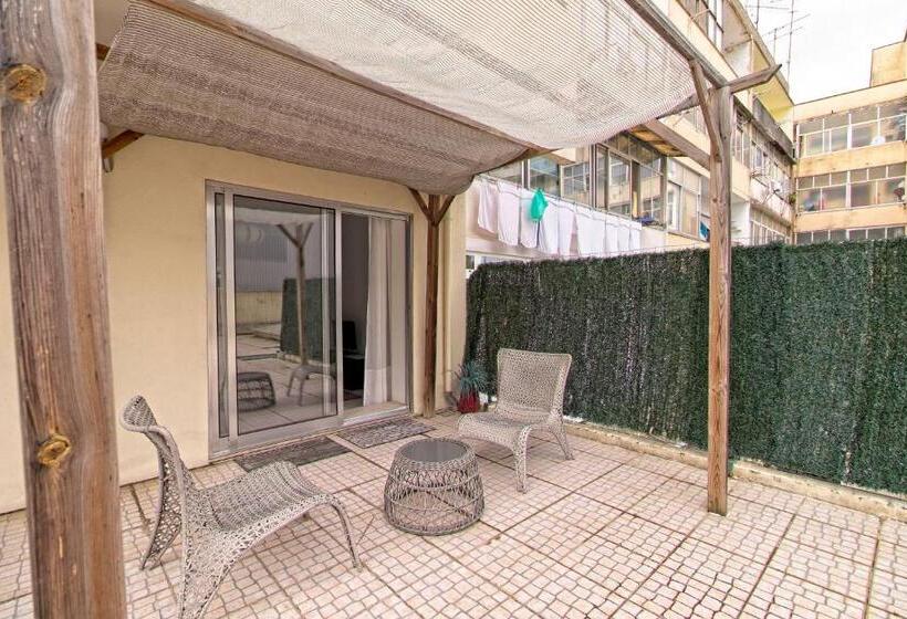 Gaia Central Apartment