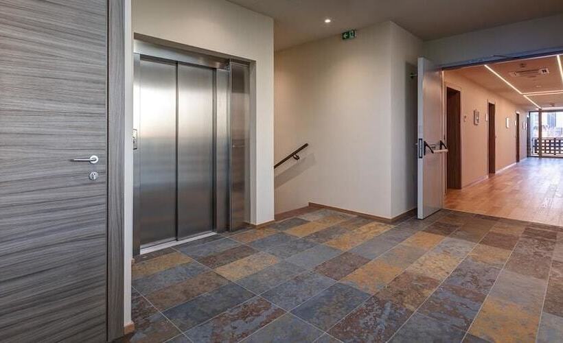 פונדק Park Hotel & Residence By The Cube