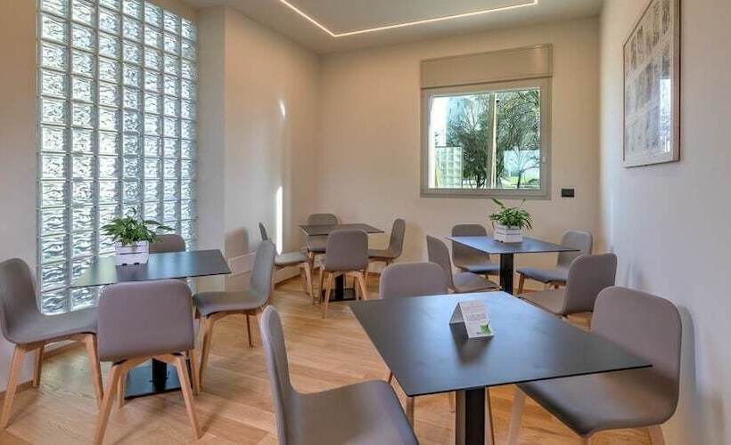 פונדק Park Hotel & Residence By The Cube