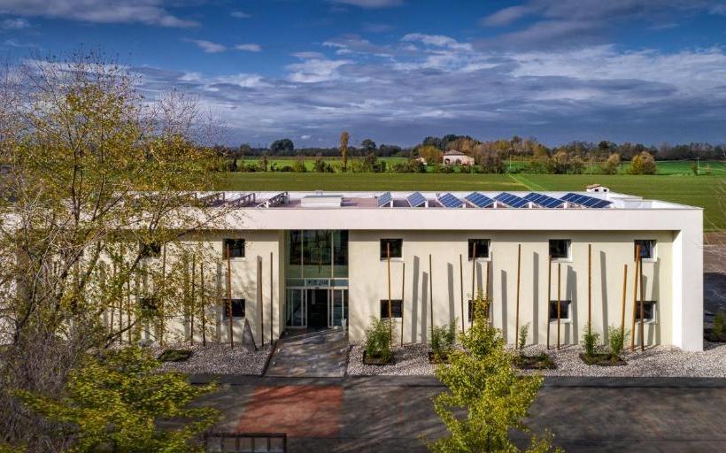 פונדק Park Hotel & Residence By The Cube