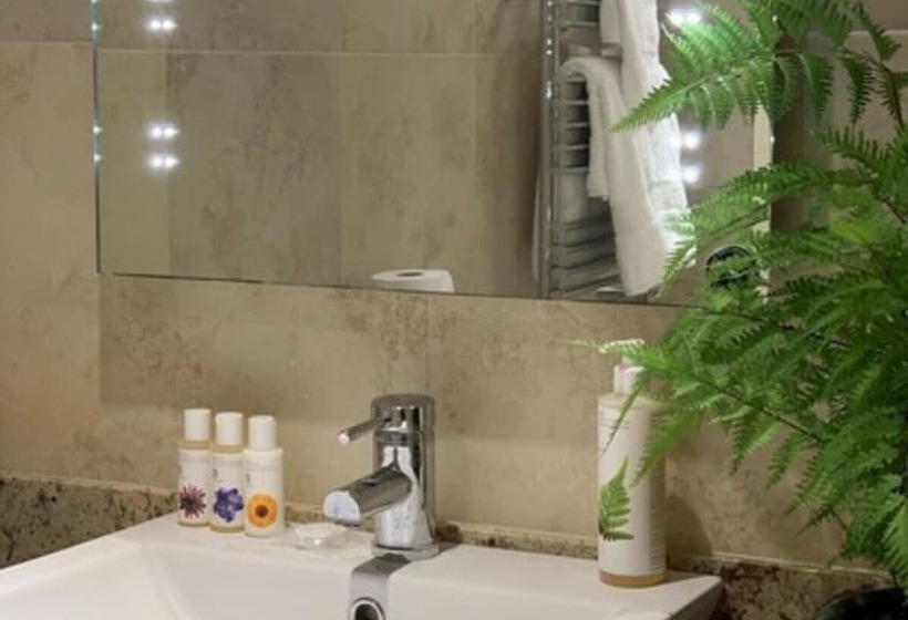 Хостел The Quarrymans Arms