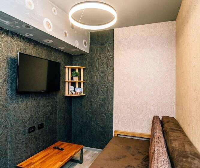 Loft Hostel&apartments