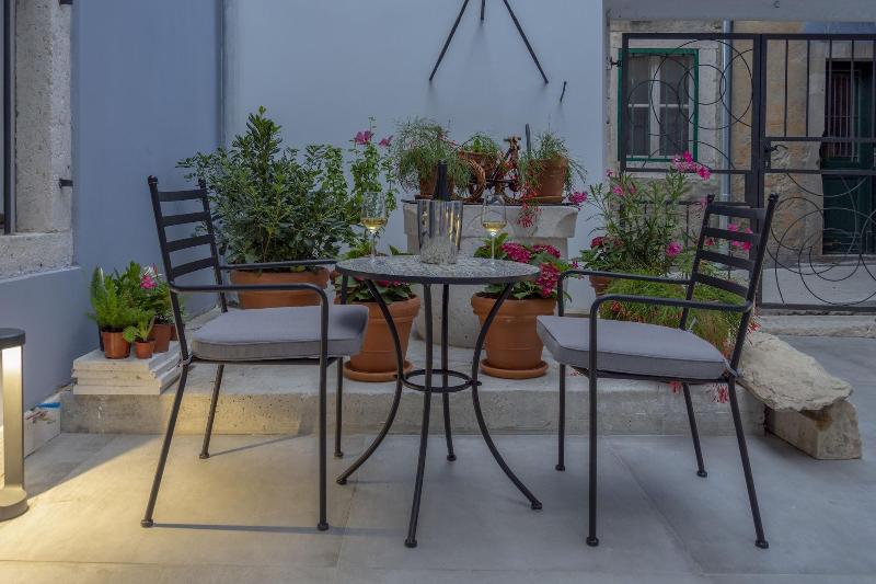 פנסיון Boutique Rooms Mirabilis