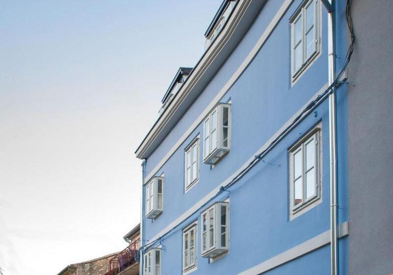 פנסיון Boutique Rooms Mirabilis