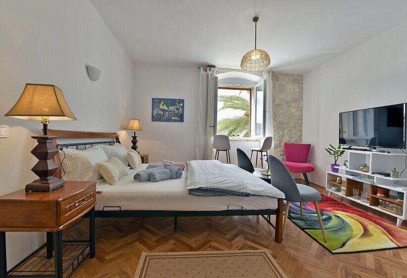 پانسیون Harmony Room Hvar