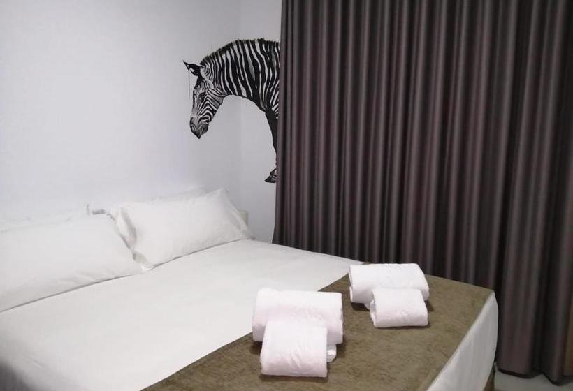 پانسیون Las Cebras Hostel