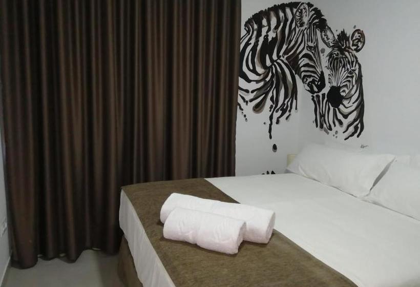 پانسیون Las Cebras Hostel