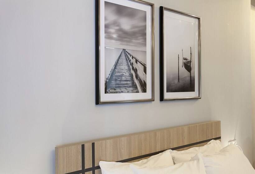 Privilege Flat Renovated Upscale Studio