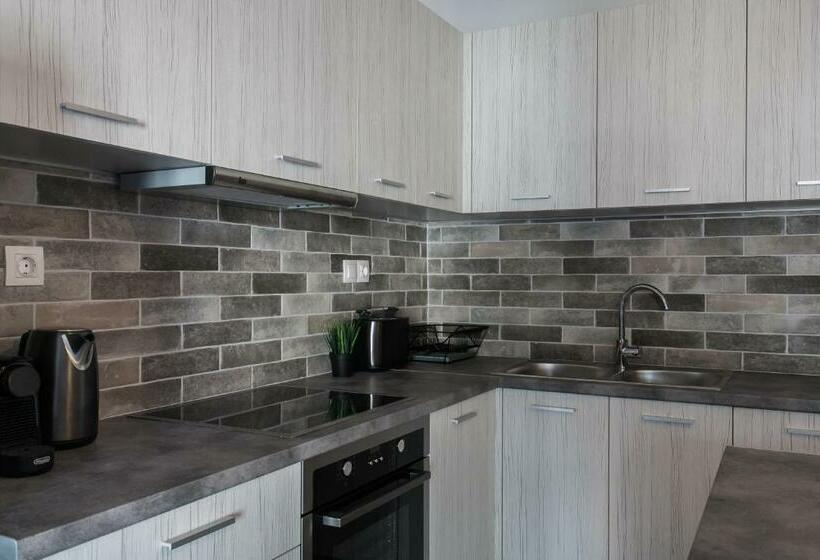 Urban & Cozy 1bd Apartment In Ampelokipoi Area By Upstreet