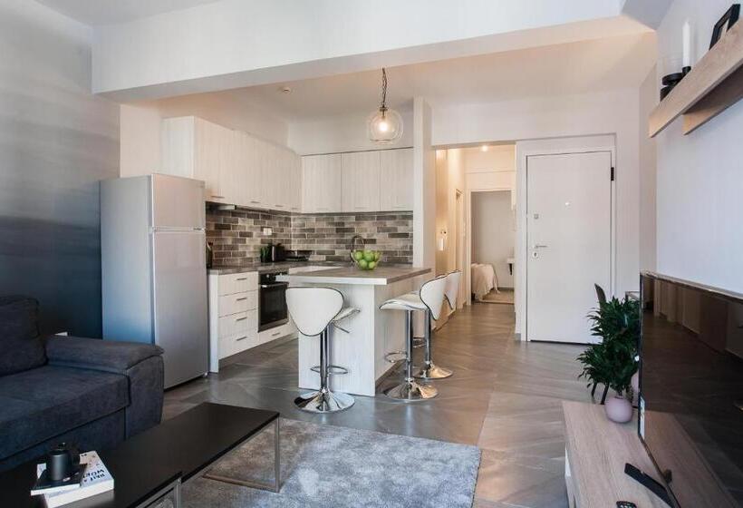 Urban & Cozy 1bd Apartment In Ampelokipoi Area By Upstreet