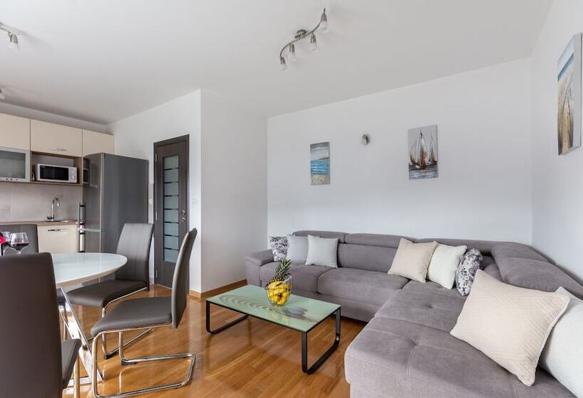 Urban Villa Penthouse