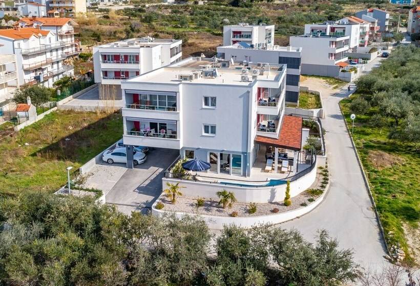 Urban Villa Penthouse