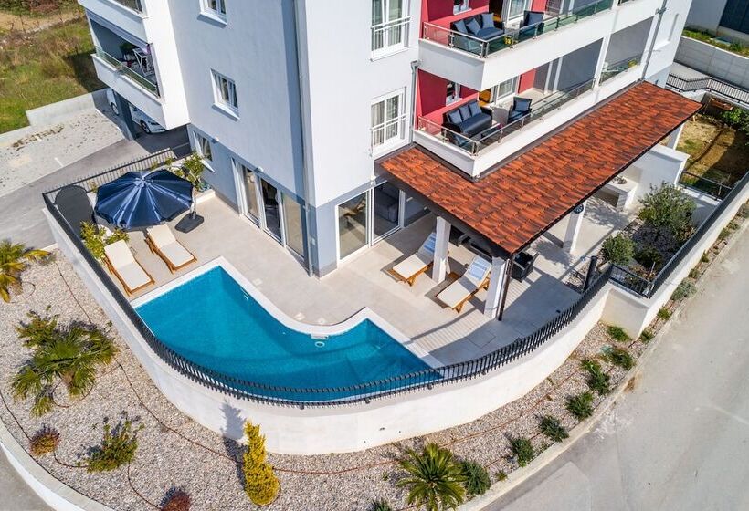 Urban Villa Penthouse