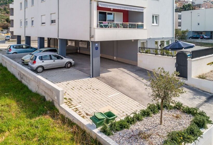 Urban Villa Penthouse