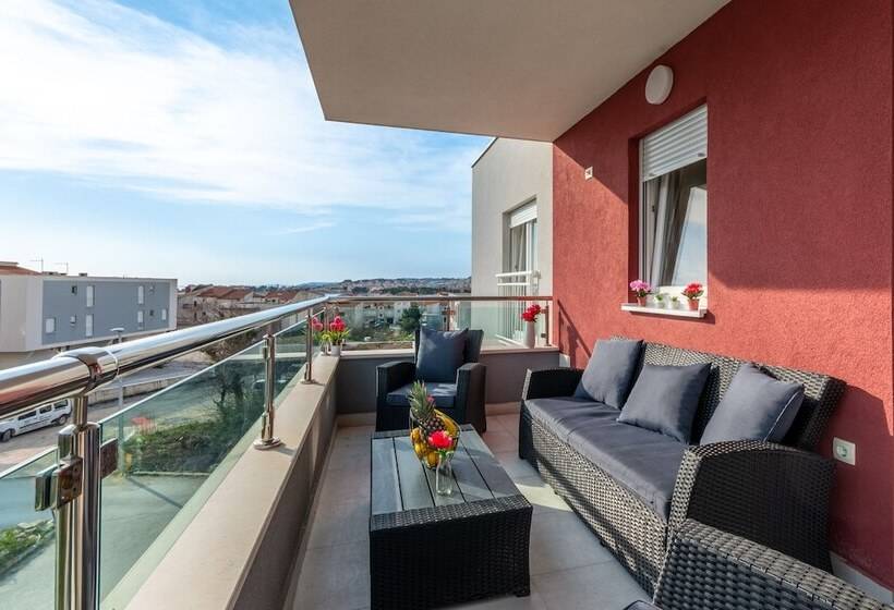 Urban Villa Penthouse