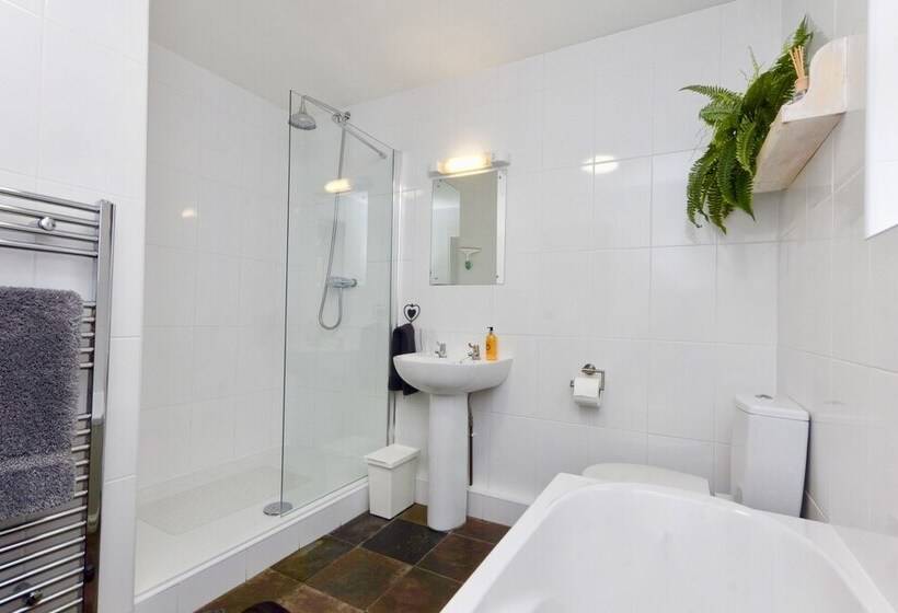 Vale View Cottages The Stables