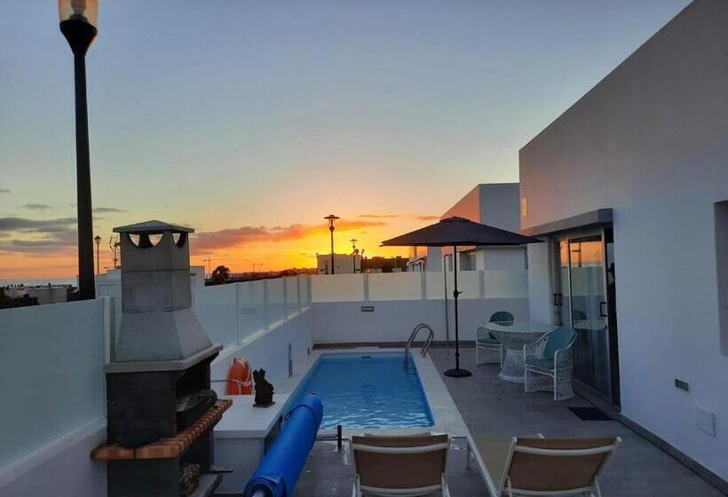 Villa La Asomada, Playa Blanca