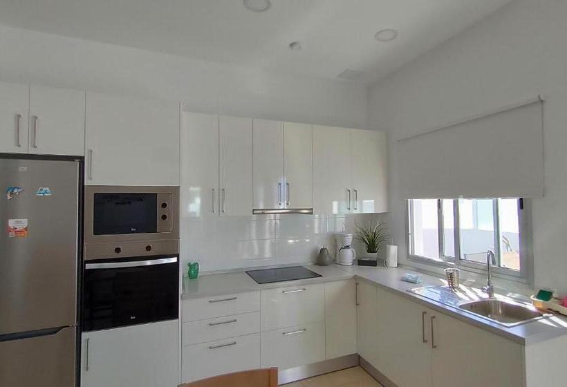 Villa La Asomada, Playa Blanca