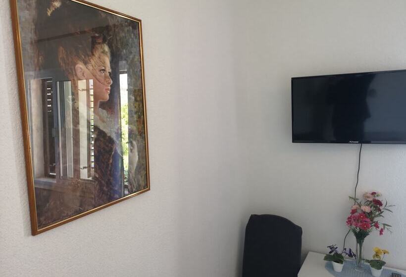 Apartment Vedrana