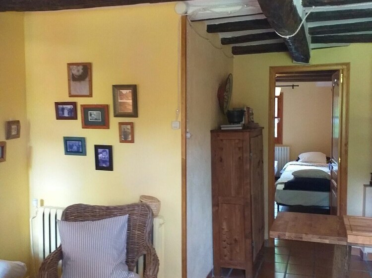 Apartment With One Bedroom In Ardanué, With Wonderful Mountain View And Furnished Garden