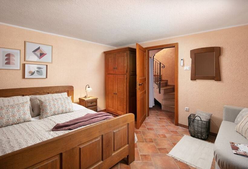 Apartments Valter 881